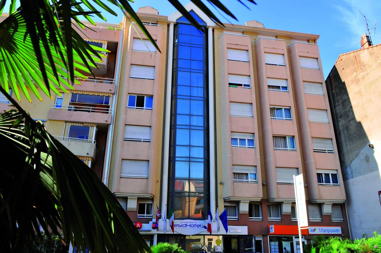 Book a cheap room in Residhotel Cannes Festival